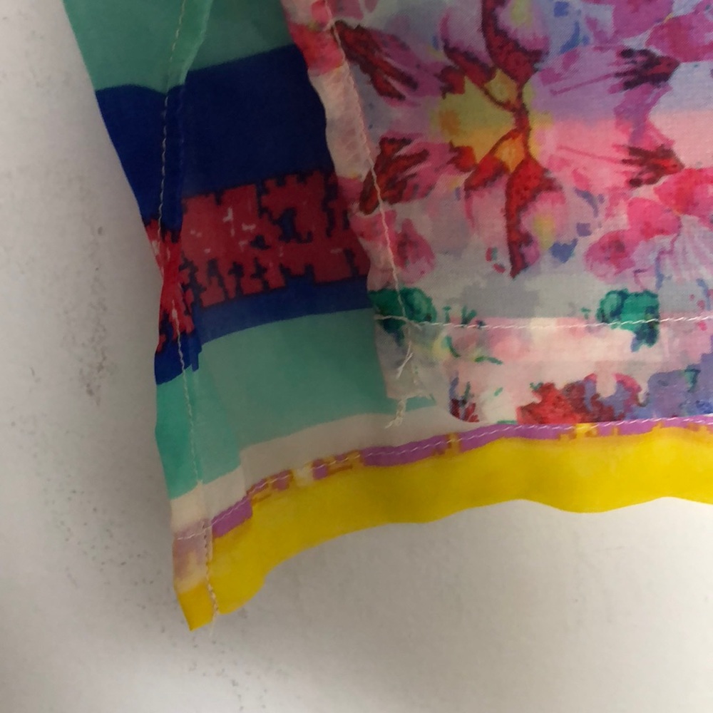 Blouse - Picture 4 of 4